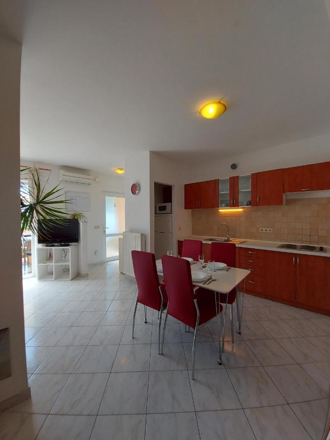 Apartment Sea & Honey Krk Town
