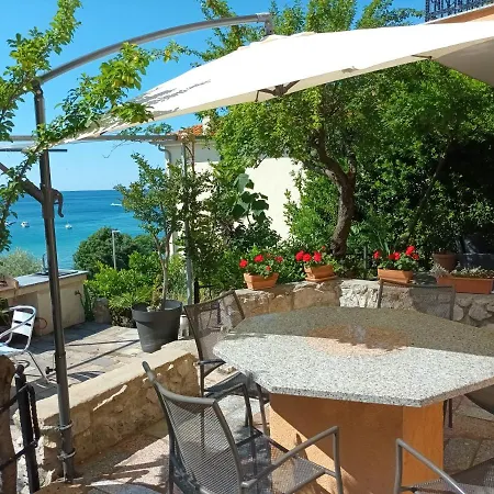 Ferienwohnung Sea & Honey Krk Town Exterior foto